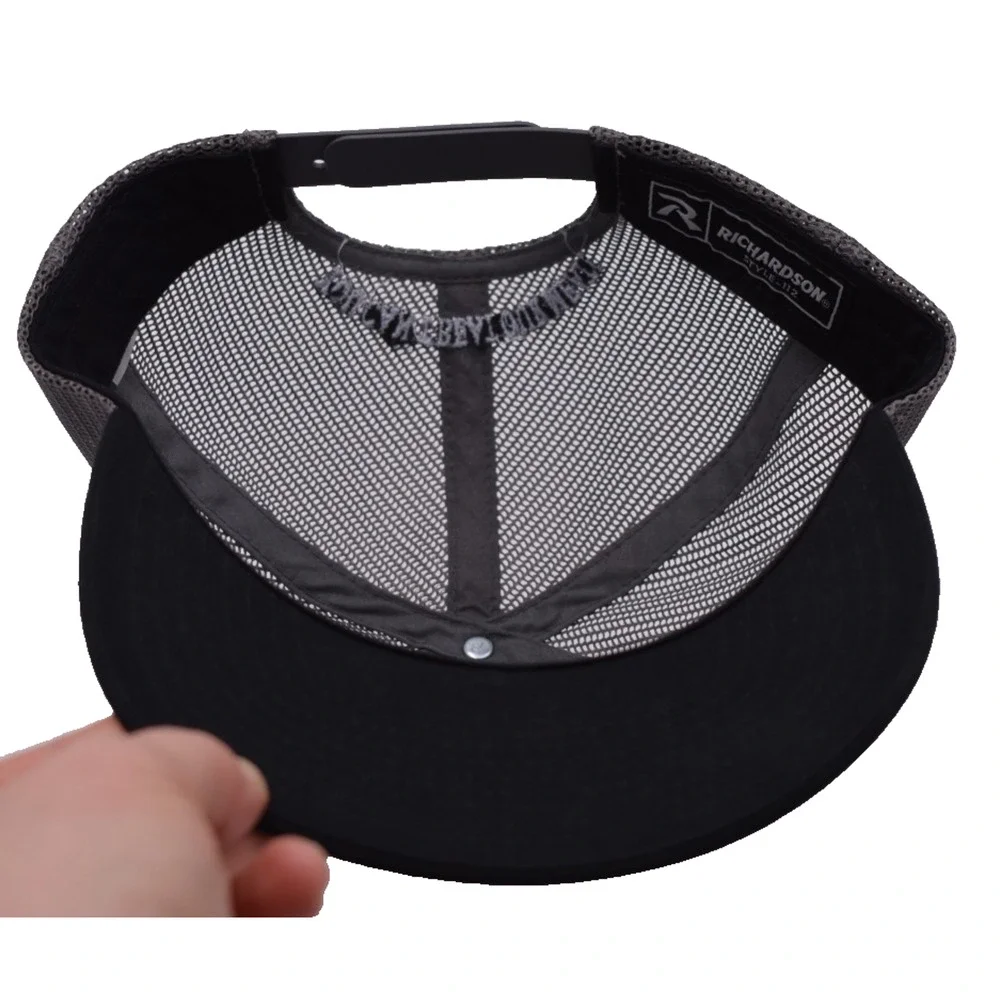 SISTERS MEAT AND SMOKEHOUSE Adjustable Trucker Mesh Hat Cap Adult Black & Gray